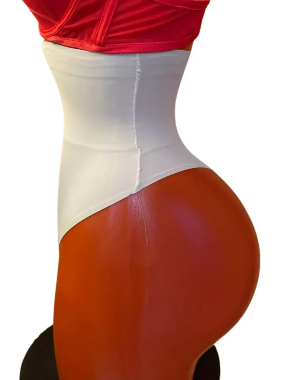 Супер утягивающие трусы стринги с высокой талией