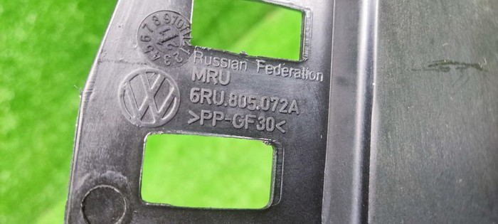 Кронштейн переднего бампера правый VW Polo Sedan (2010-2020)