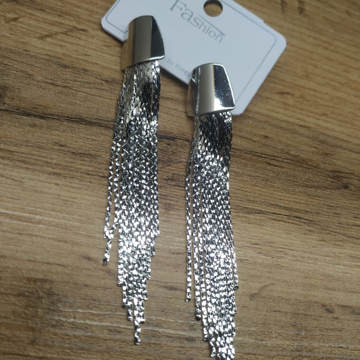 Серьги англ.заст. Bogema пластина трапеция цепочки жгутики металл серебристый