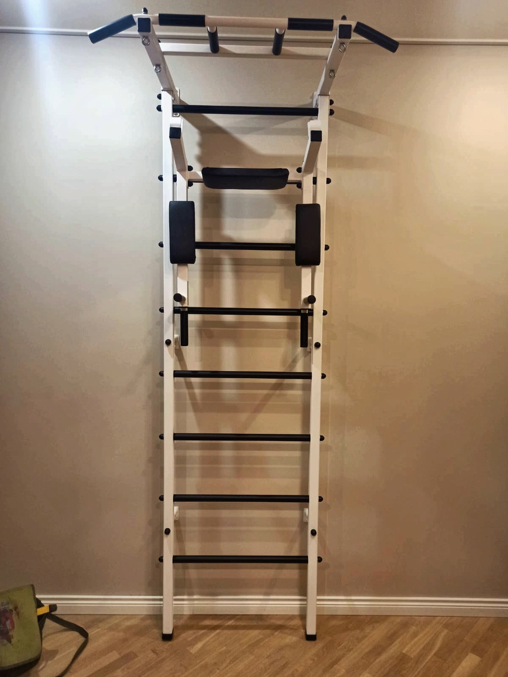 Монтаж шведской стенки Sv Sport в пеноблочные, газоблочные стены