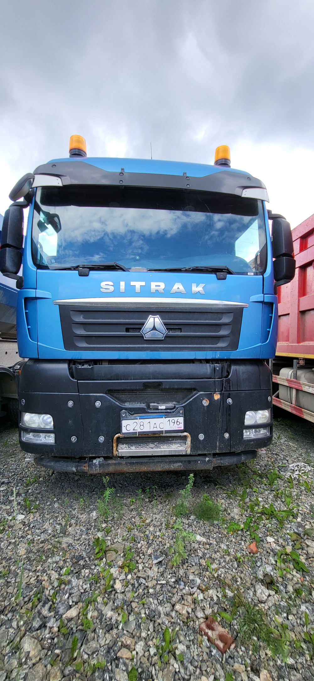 SITRAK C7H 6x4 Седельный тягач ZZ4256V364HE (Дизельный, 12,4 л, 540 л.с., АТ)