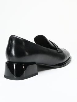 Лоферы женские Ascalini G1347