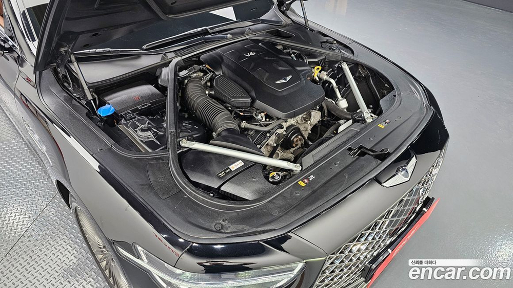 Genesis G90 3.8 AWD (05.2021)