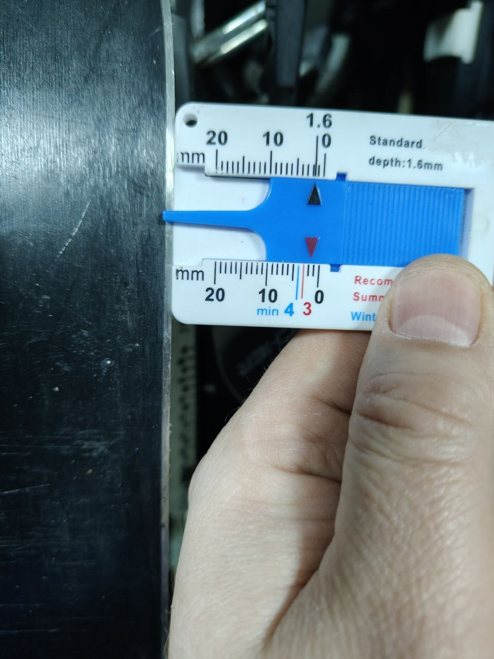 Горные лыжи для женщин