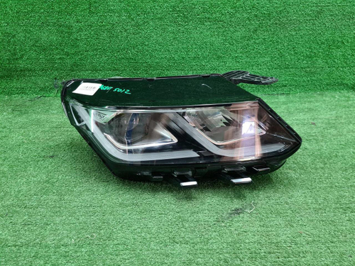Фара правая Geely Coolray (2019-2023) LED
