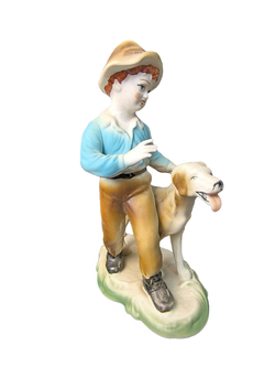 Фарфоровая статуэтка "Мальчик с собакой" Arpo