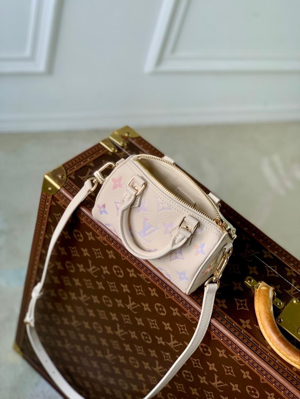 Louis Vuitton Nano Speedy