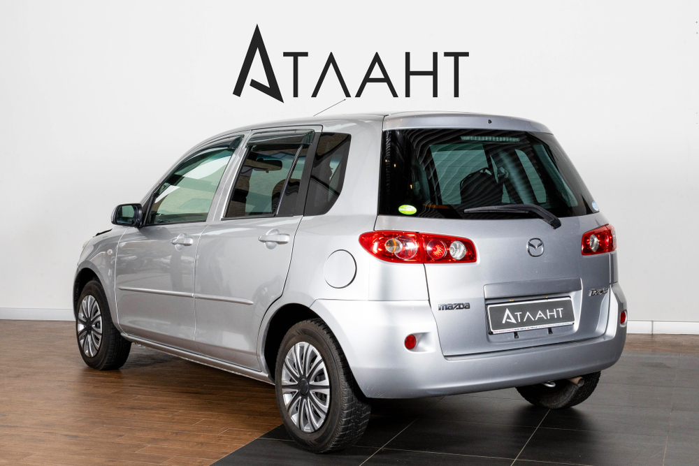 Mazda Demio, 2006 год