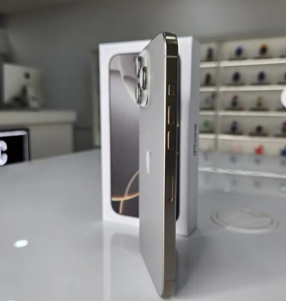 iPhone 16 Pro Max, 256 ГБ б/у