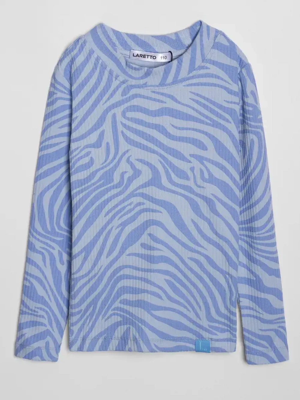 Голубой костюм для девочки на осень