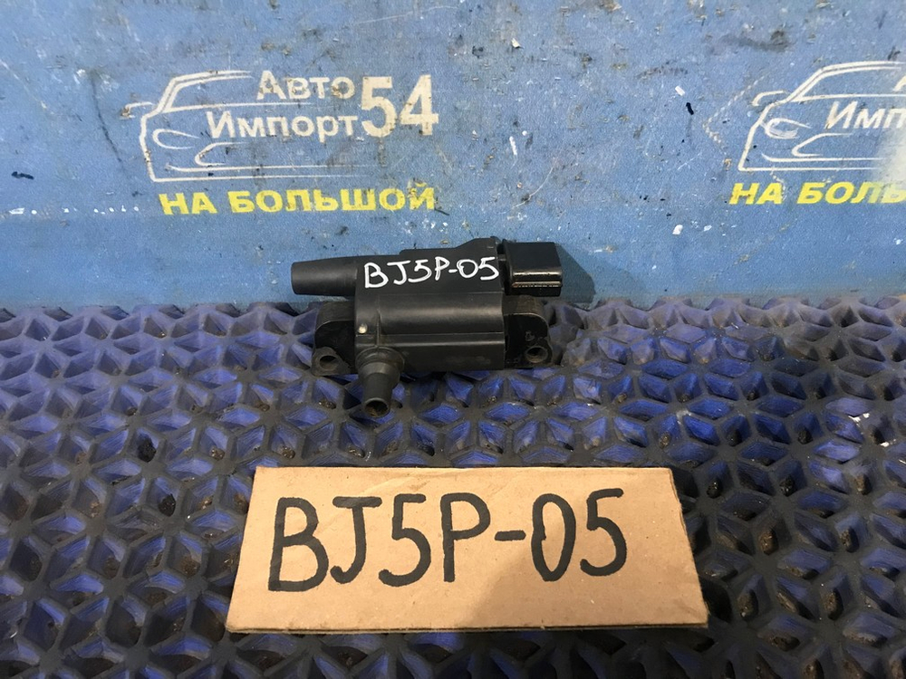 Катушка зажигания MAZDA FAMILIA 2000