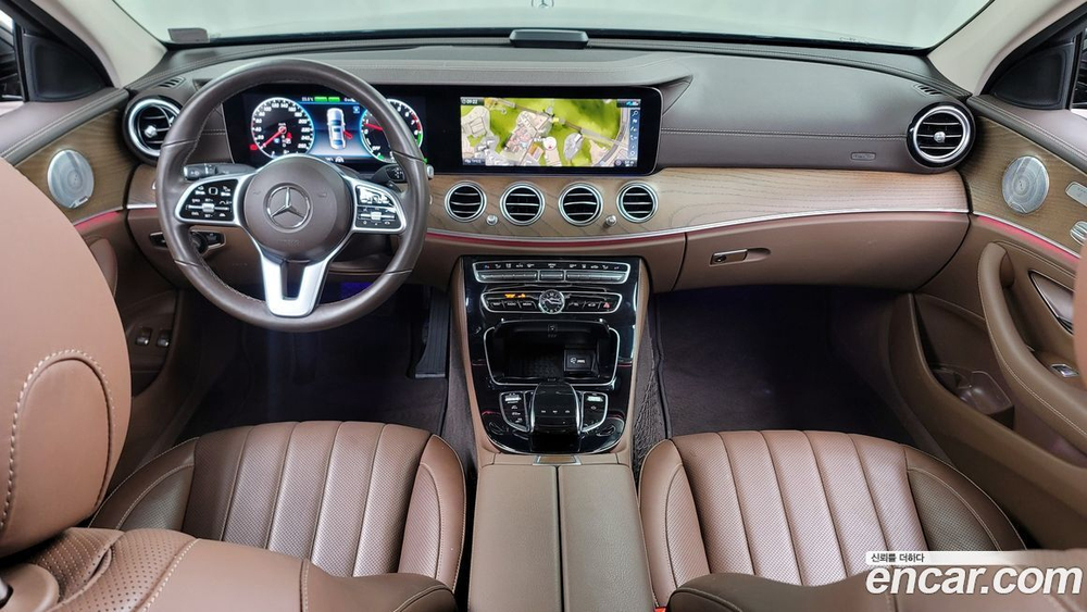 Mercedes-Benz E-Class W213 E300e 4MATIC Exclusive (04.2020)