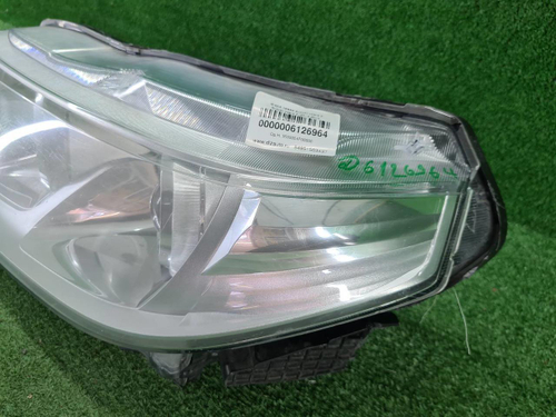 Битая Фара левая Suzuki Vitara 2 (2014-2019) галоген