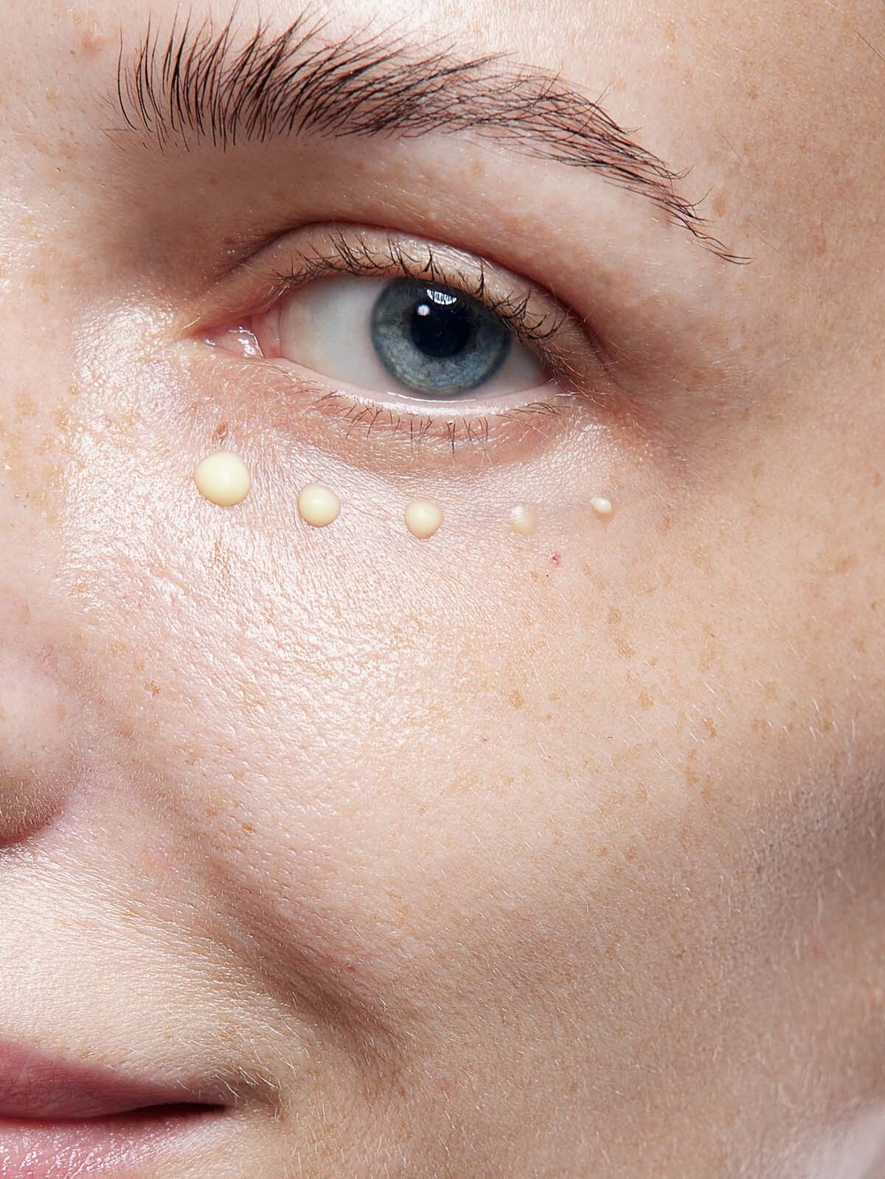 ALLIES OF SKIN Peptides & Omegas Firming Eye Cream Укрепляющий крем для кожи вокруг глаз с пептидами и омега-комплексом, 15 мл