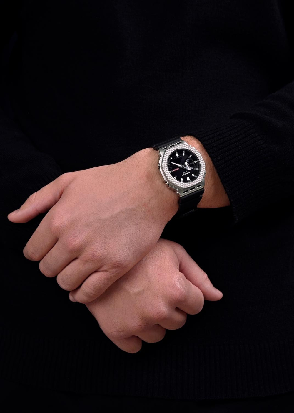 Мужские наручные часы Casio G-Shock GM-2100M-1A