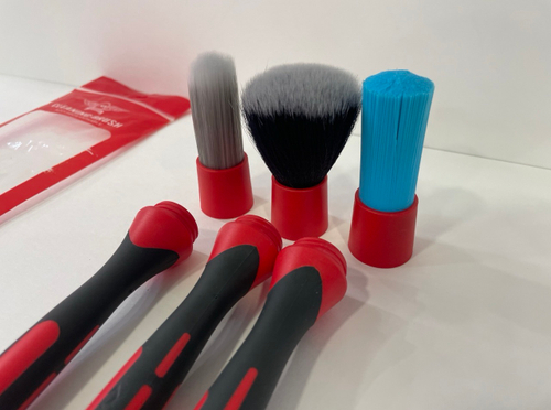 A-01 / Профессиональный набор (красно - черная ручка) кистей для детализации автомобиля 3-в-1 (комплект)