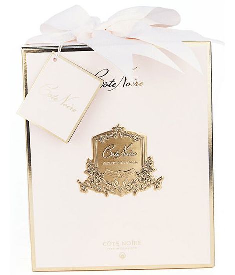 Букет розы и гортензии в прозрачной вазе "ёлочка", Cote Noire