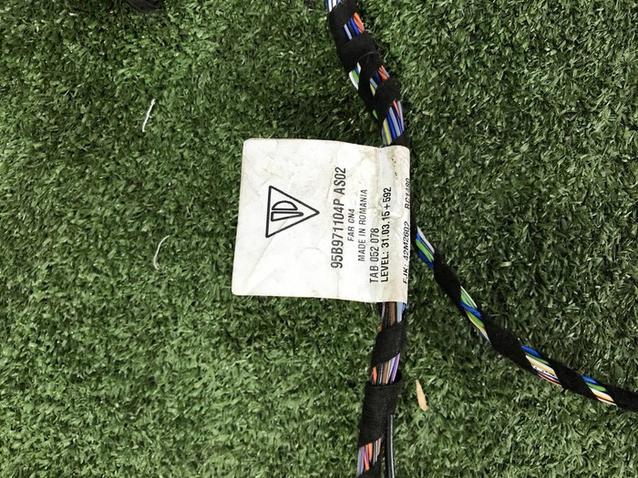 Проводка заднего бампера Porsche Macan 95b (2014-н.в.)