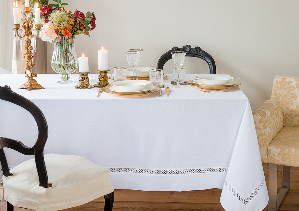 Скатерть 160x240 Bovi Holiday белый