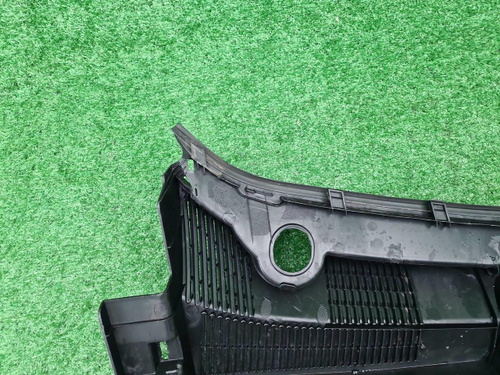 Жабо Geely Coolray (2019-2024)