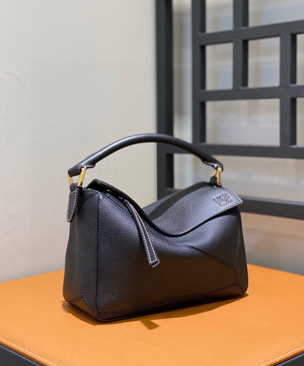 Loewe Puzzle 24 cm