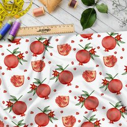 Ткань габардин мелкие акварельные гранаты