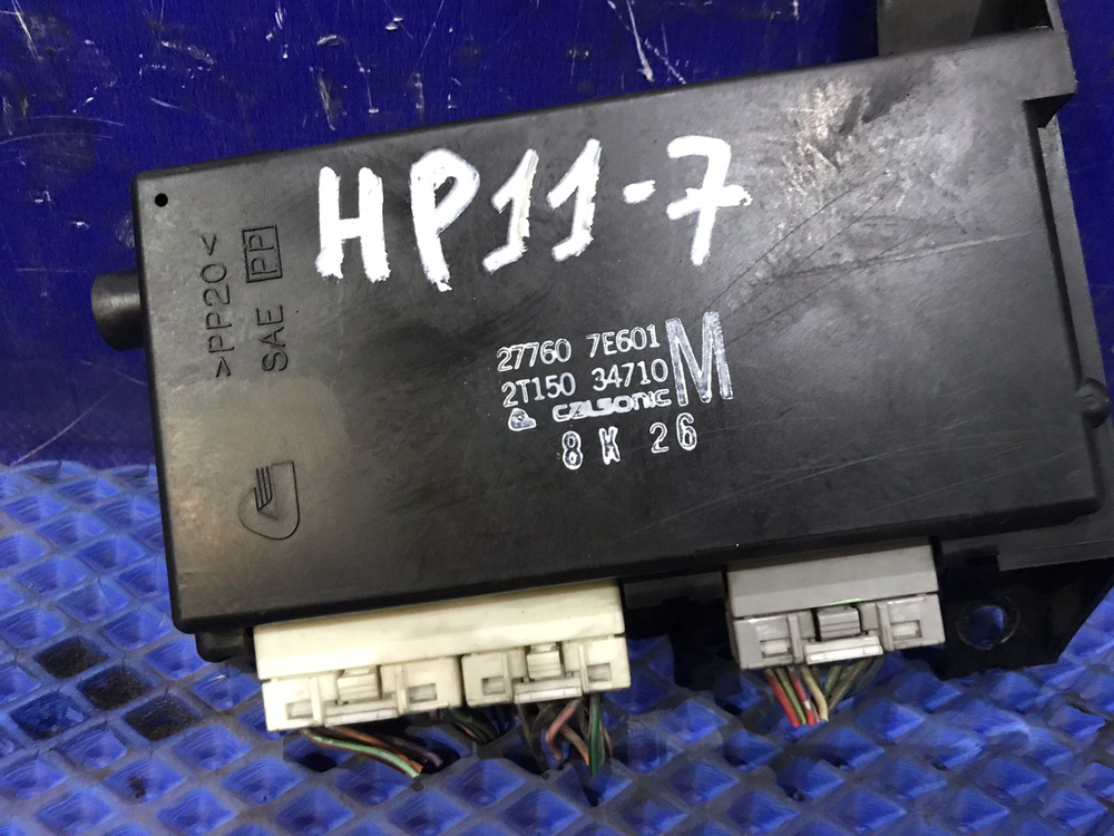 Блок управления NISSAN PRIMERA 1998