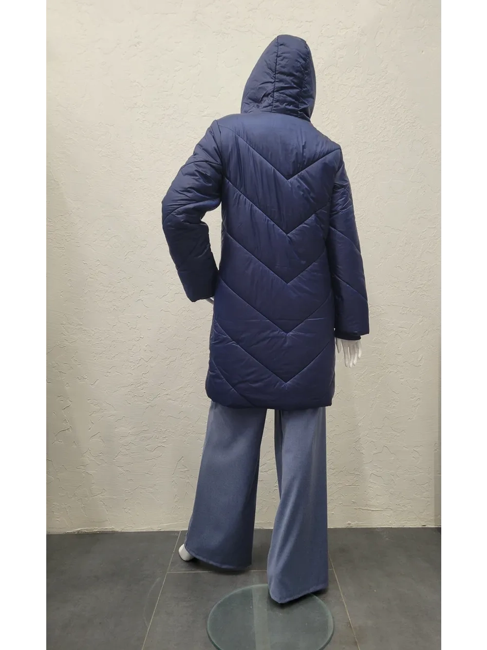 Пальто с капюшоном демисезонное