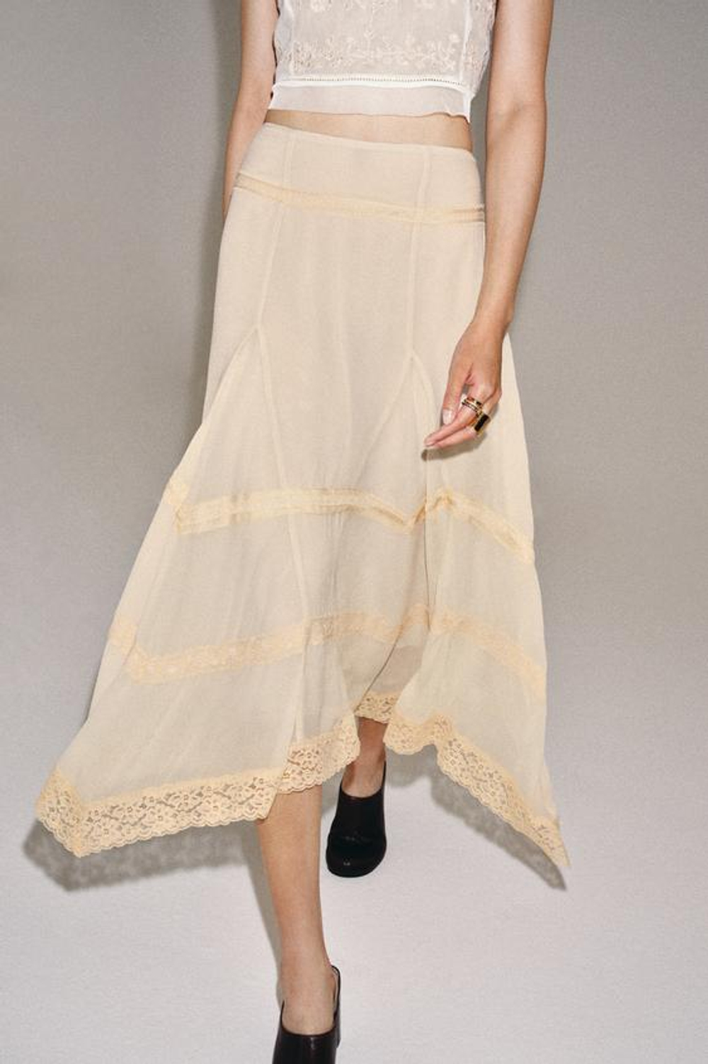 ZARA ЮБКА МИДИ С КРУЖЕВОМ — ZW COLLECTION, ЖЕЛТОВАТО-БЕЛЫЙ