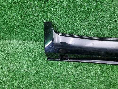 Накладка порога RH Toyota Land Cruiser 200 (07-15)