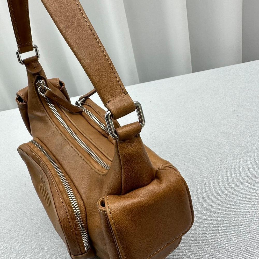 Miu Miu Leather Pocket Bag 21 cm