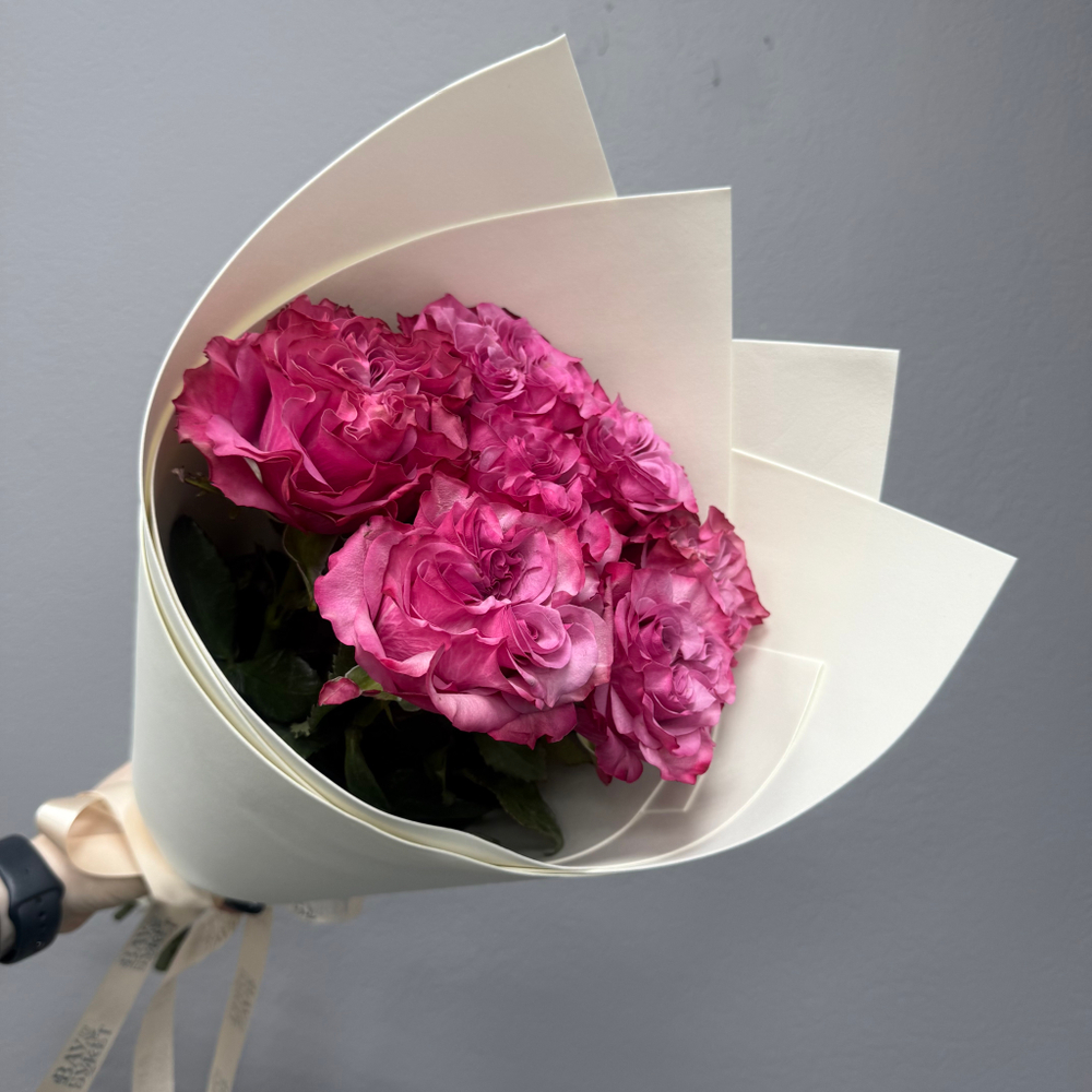 Букет из 7 пионовидных роз