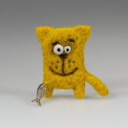 Авторская брошь Кот с рыбой