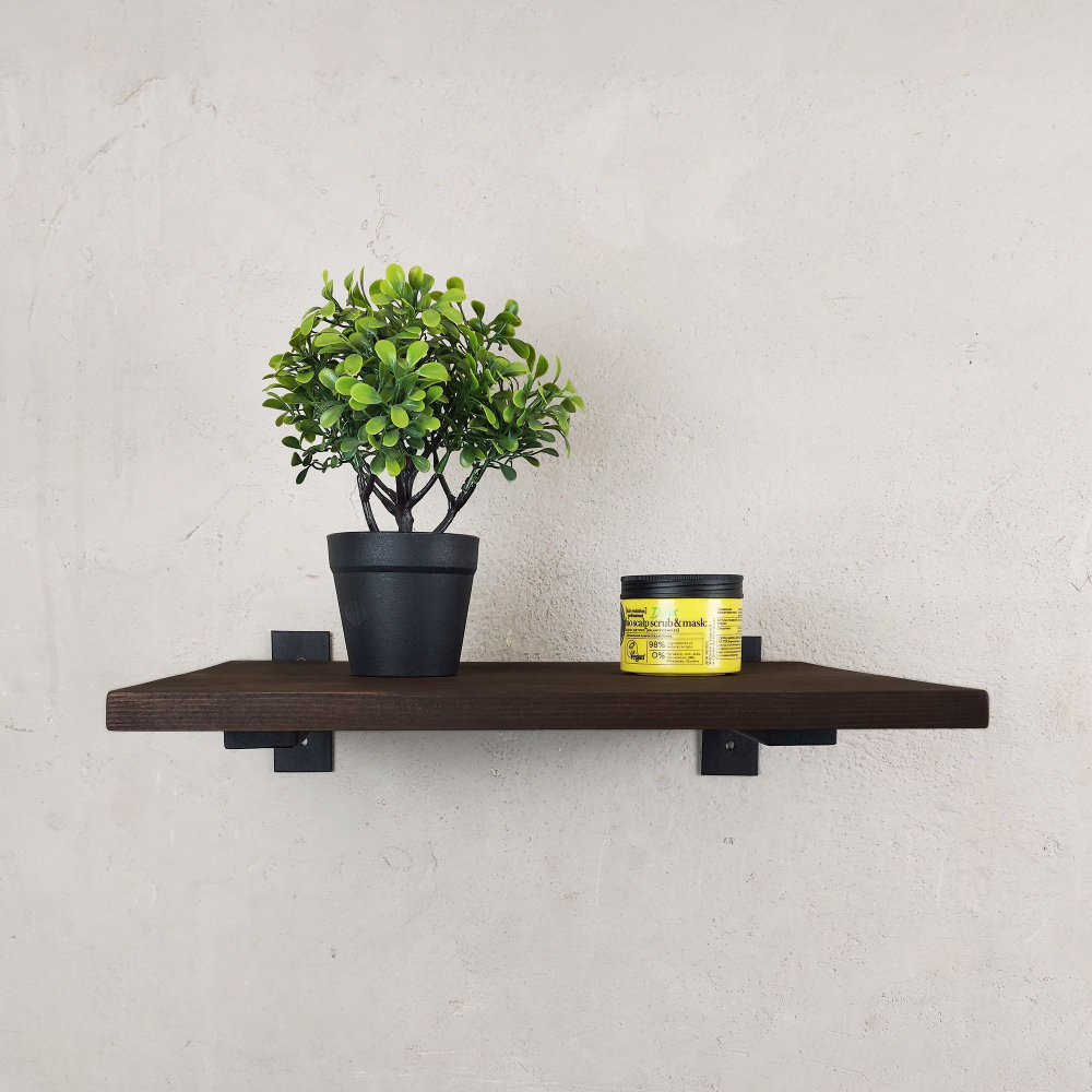 Настенные полки из натурального дерева в стиле Лофт