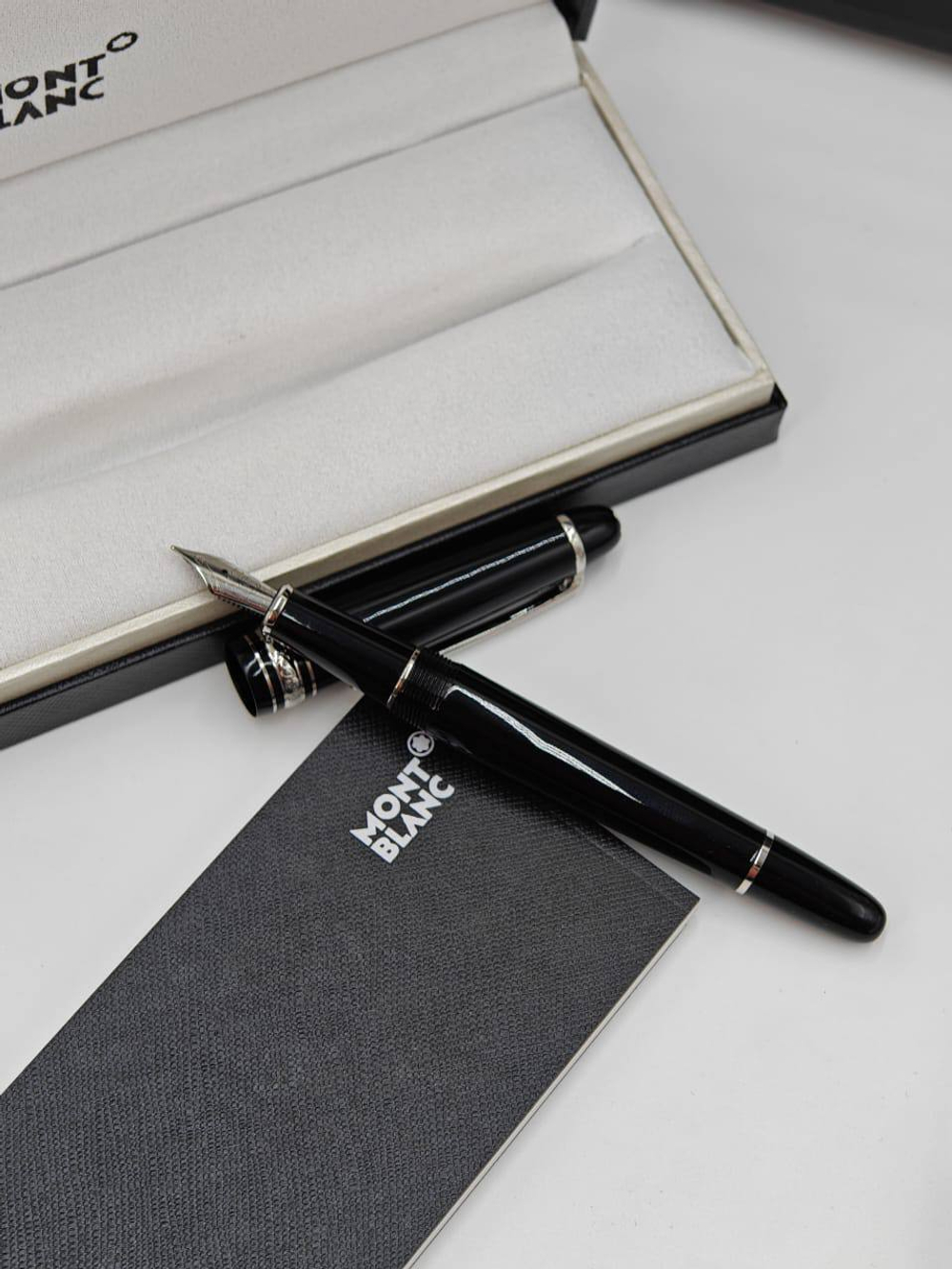 Набор Montblanc (блокнот + ручка)