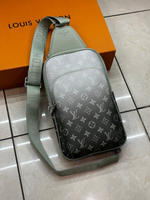 Слинг Louis Vuitton