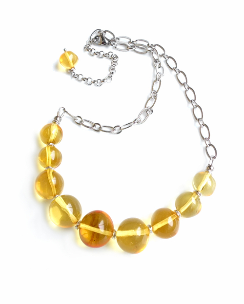 Чокер из натурального янтаря