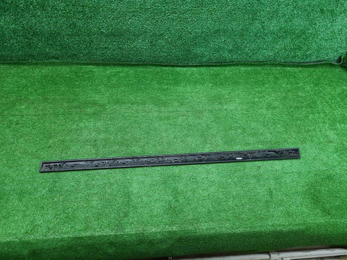 Накладка двери передняя левая BMW X7 G07 (19-нв)