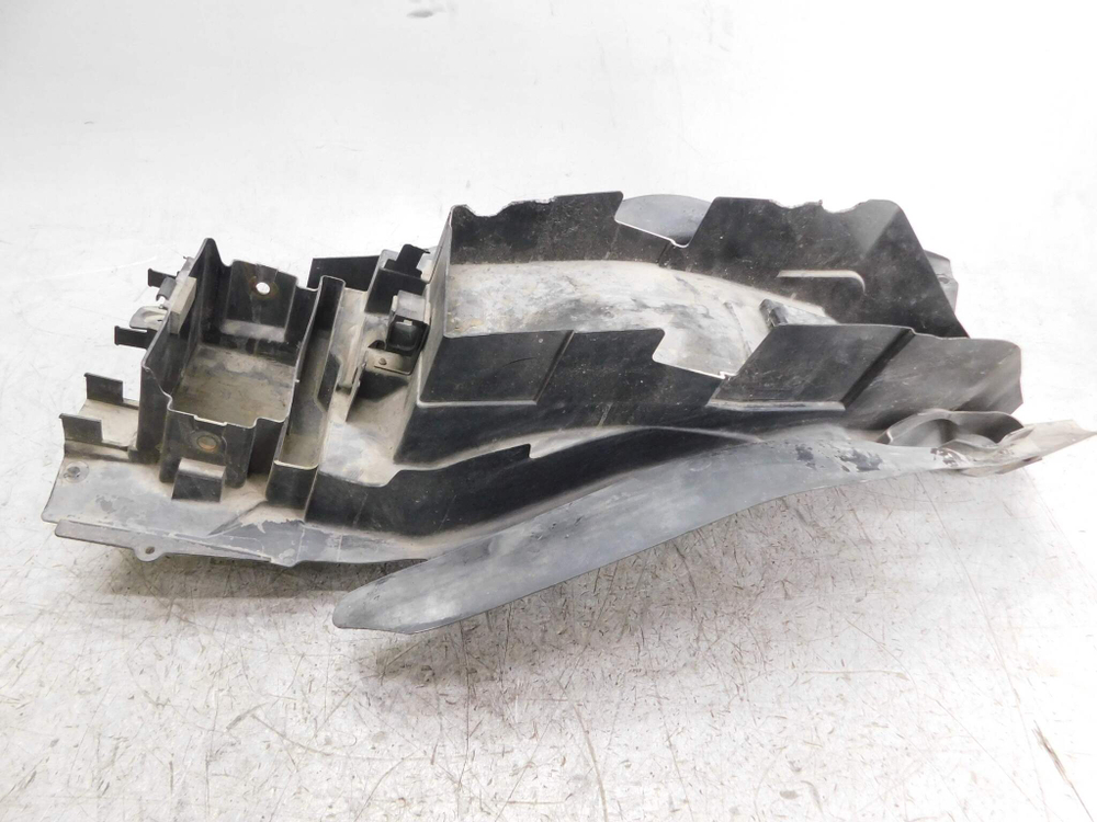 подкрылок Suzuki V-Strom DL1000 2003