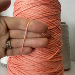 MEGA - E.Miroglio; 60% вискоза, 40% п/а; мягкий шнурок; 200м/100гр; col.H56, цвет: Коралловый светлый