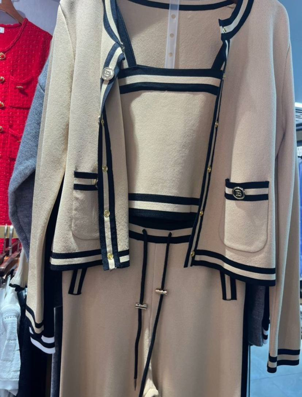 Костюм Balmain