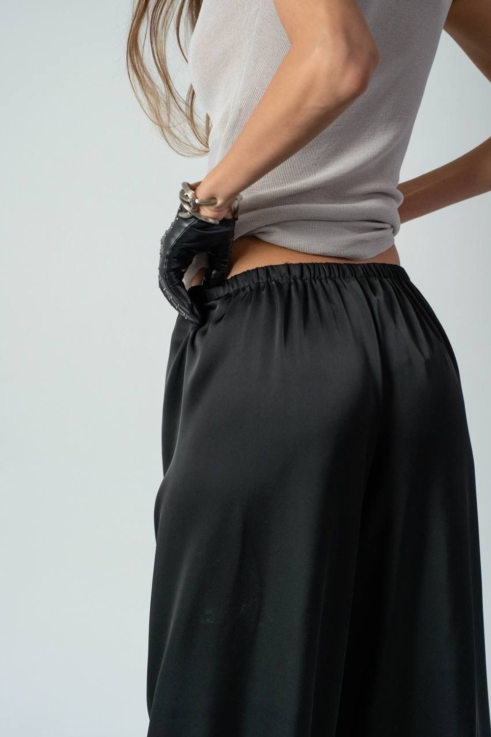 Брюки прямого кроя из вискозного шелка