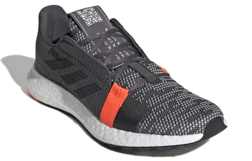Кроссовки Adidas Senseboost Go
