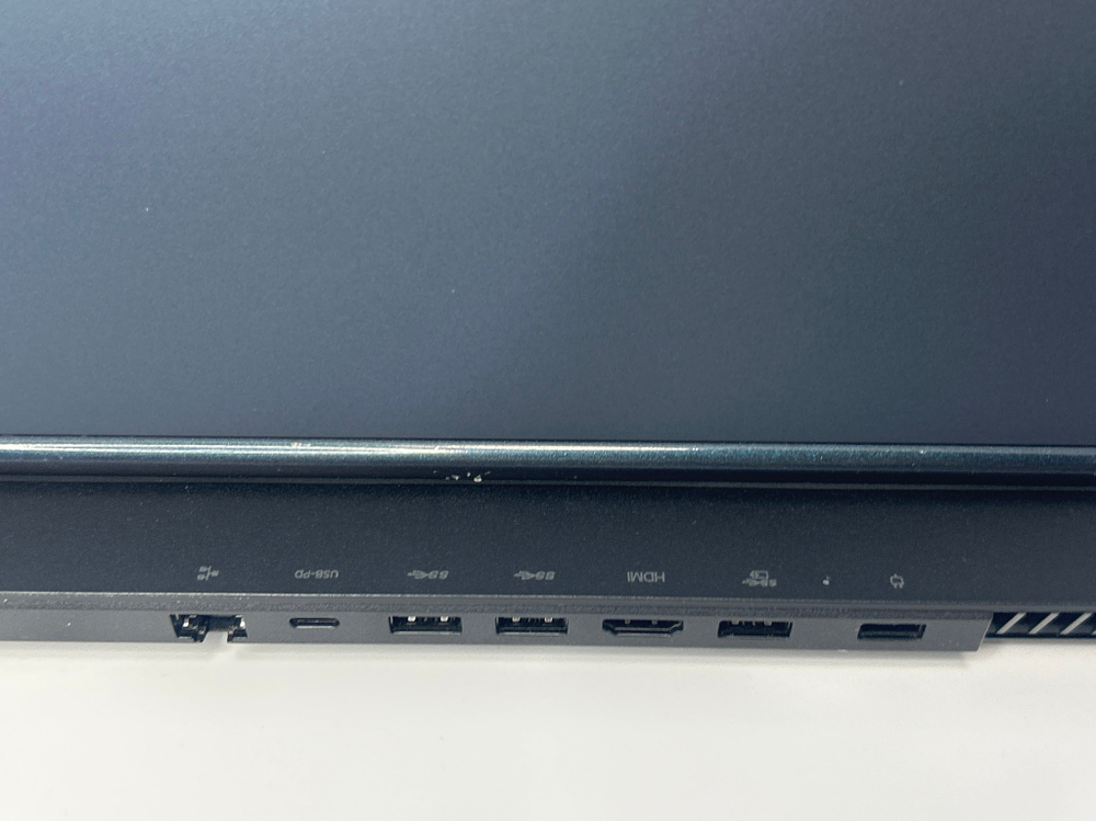 Ноутбук игровой Lenovo Legion 5 17ACH6H (82JY000DRU) 17.3"/AMD Ryzen 7 5800H/RAM 16GB/SSD 512GB/GeForce RTX 3070 8GB/1920*1080/IPS 144 Hz/Windows 10/Подсветка кл-ры: LED/черный. Состояние: B1