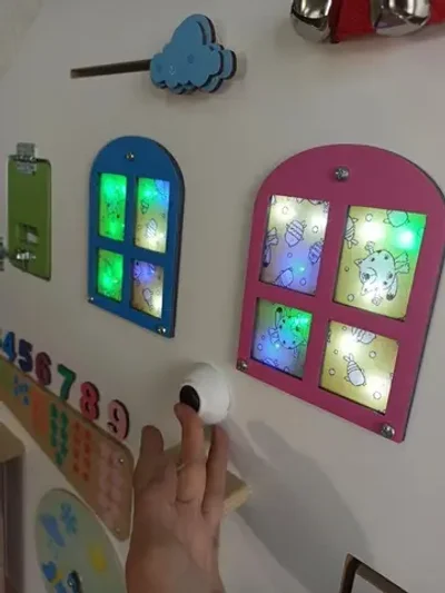 Развивающая панель "Игрушка-2" с электрикой