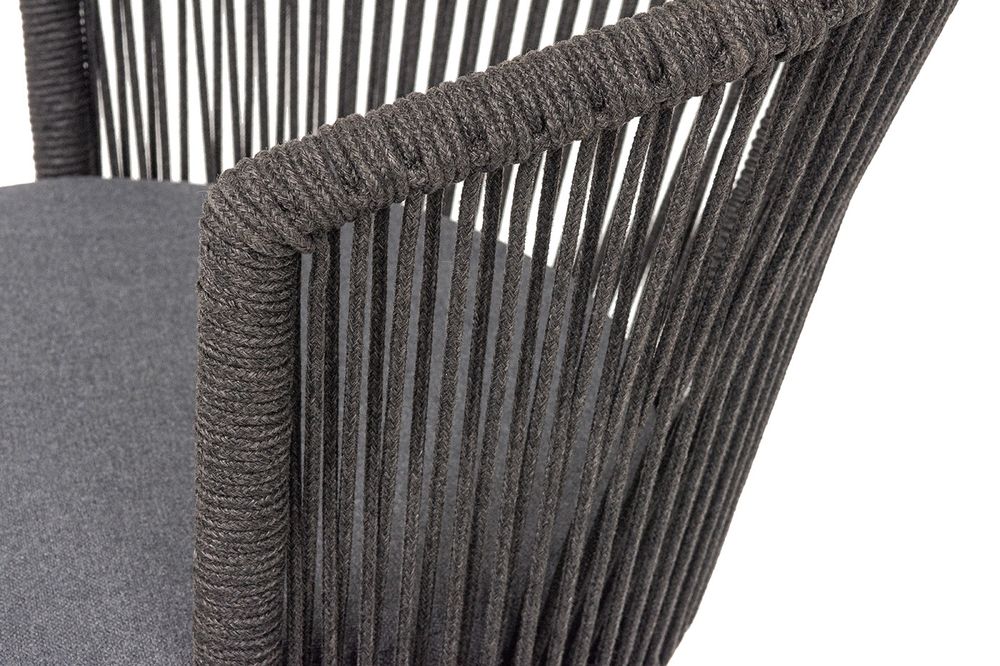 "Люксембург" стул плетеный из роупа, каркас из стали темно-серый (RAL7024) муар, роуп темно-серый круглый, ткань темно-серая 027
