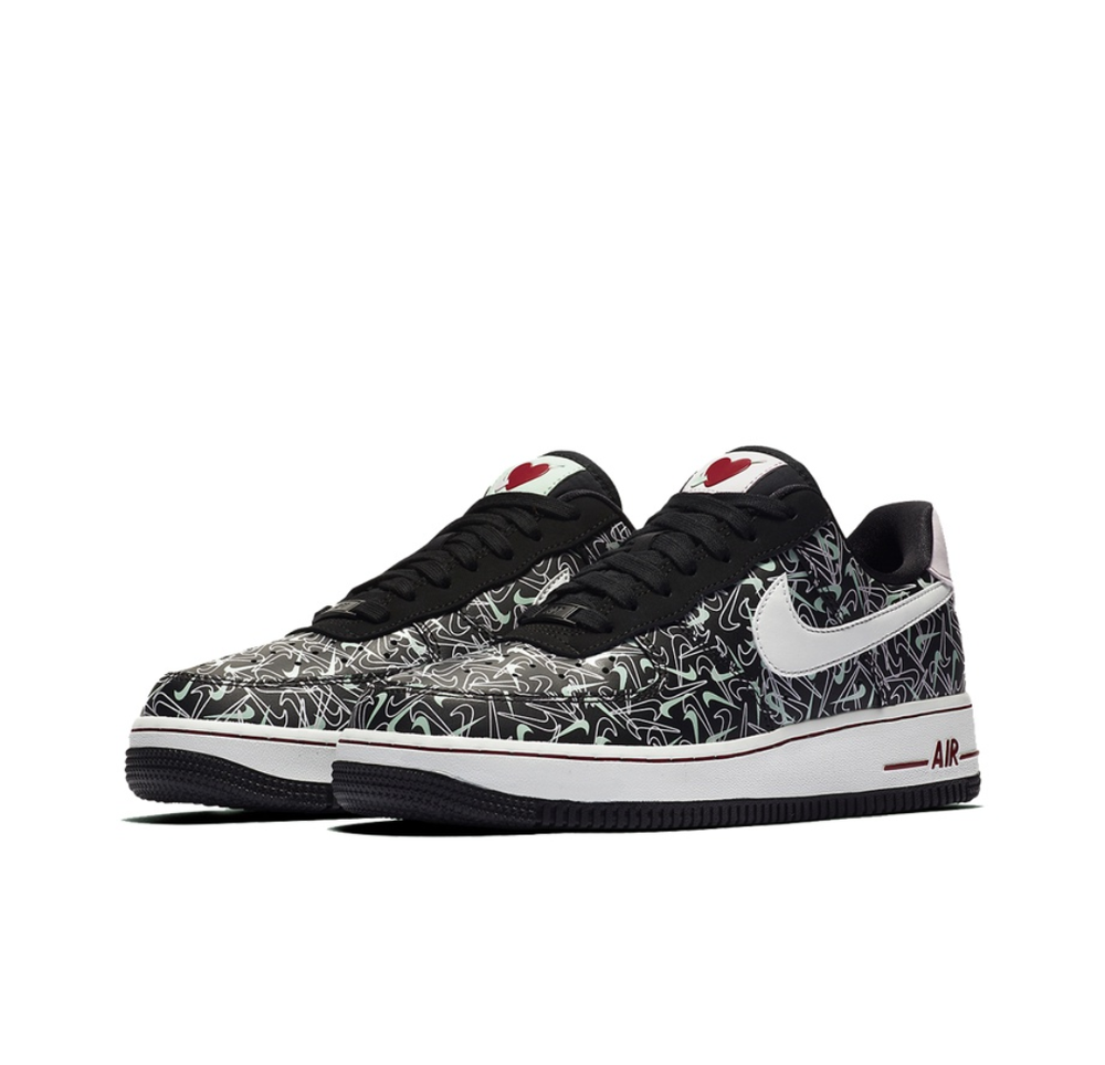 Женские кроссовки Nike Air Force 1 '07 Low SE 'Valentine's Day' BV0319-002