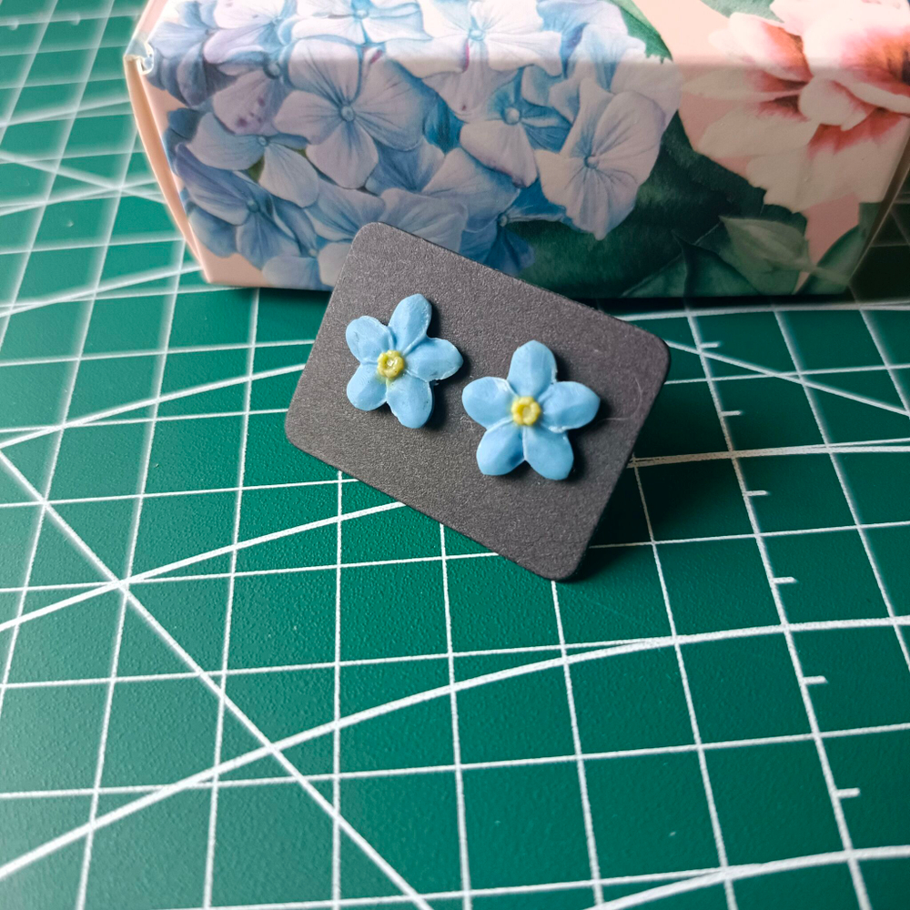 Серьги-пуссеты Ромашки