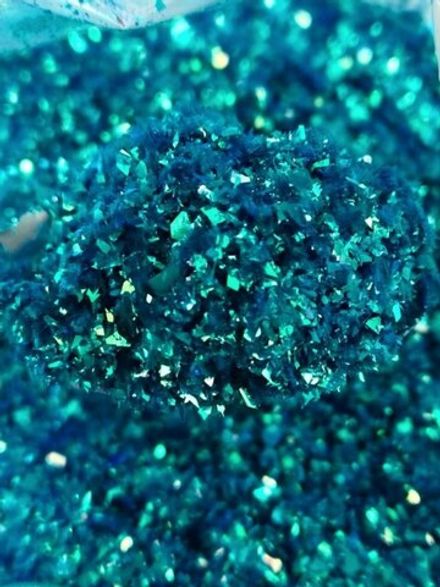 Хлопья - слюда 88712 Лазурно-синий - для литья изделий и творчества