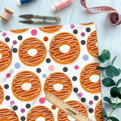 Ткань лён свежие карамельные пончики